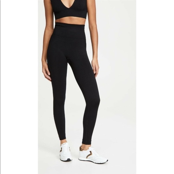 WEWOREWHAT Black Seamless Leggings - Picture 1 of 7